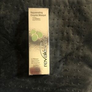 Rejuvenating Enzyme Masque - Silver